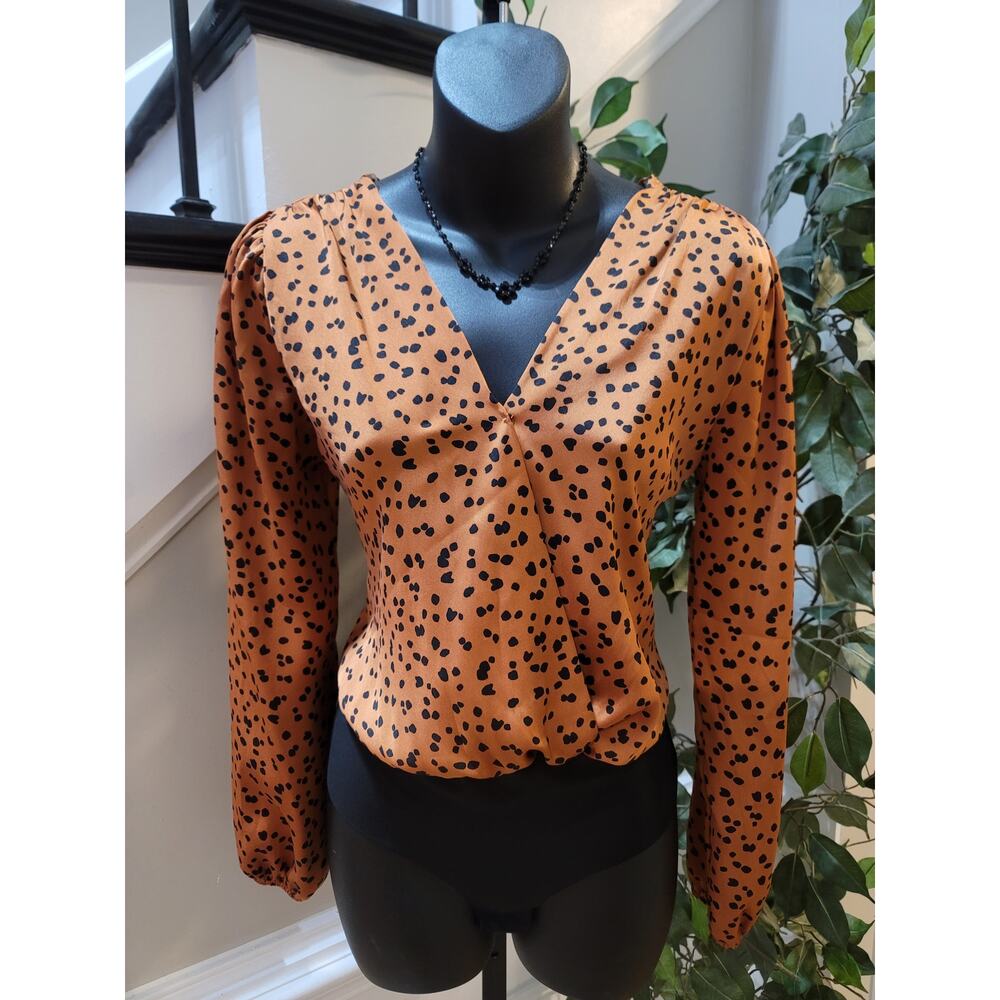 Haute Monde Blouse Women's Size S Brown Satin Animal Print V Neck Long Sleeve